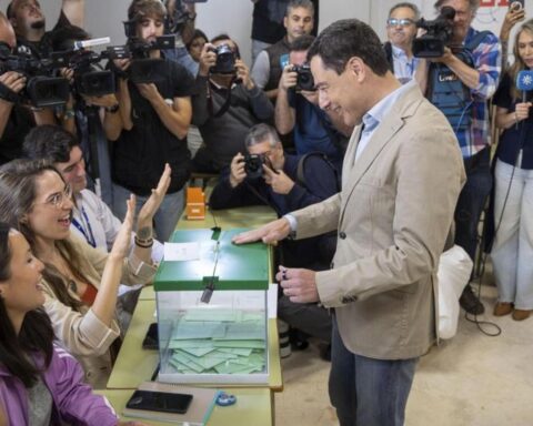 Elezioni in Andalusia: il Pp vince ma perde la maggioranza, necessaria la collaborazione con Vox