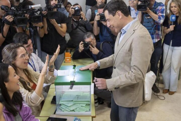 Elezioni in Andalusia: il Pp vince ma perde la maggioranza, necessaria la collaborazione con Vox