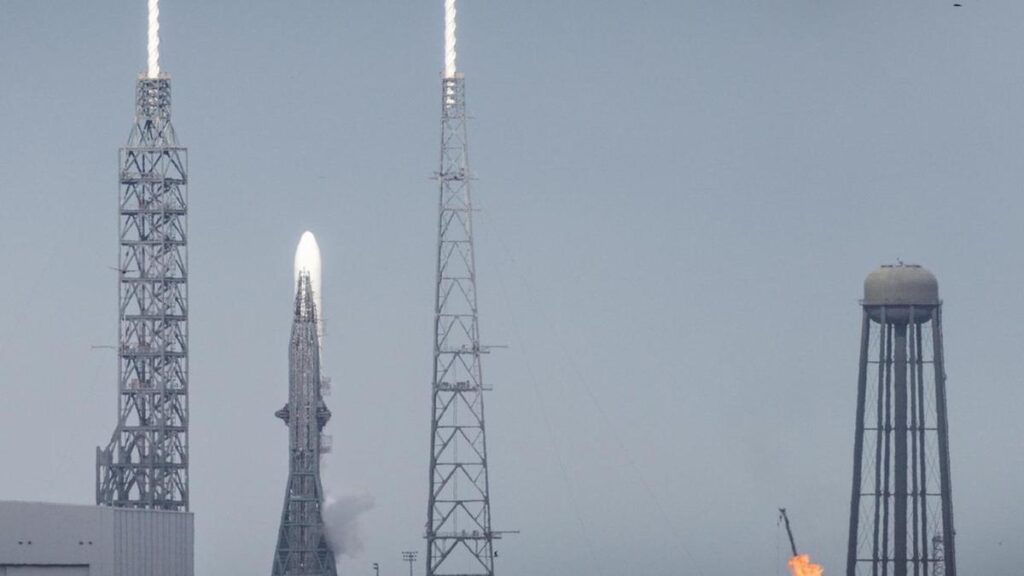 Esplosione del razzo New Glenn di Blue Origin durante i test a Cape Canaveral