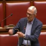 Giachetti si incatena alla Camera per protestare contro il blocco della Vigilanza Rai