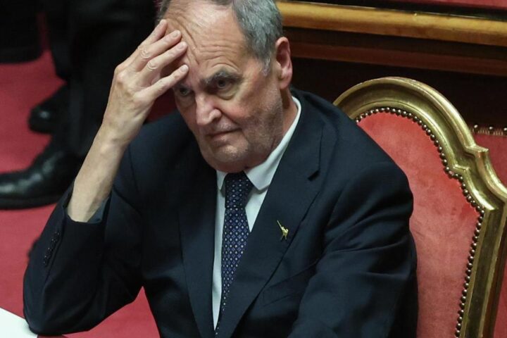 Giorgia Meloni accelera sull'approvazione della legge elettorale entro luglio