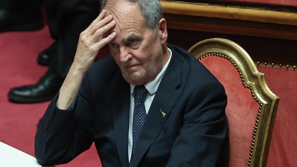 Giorgia Meloni accelera sull'approvazione della legge elettorale entro luglio