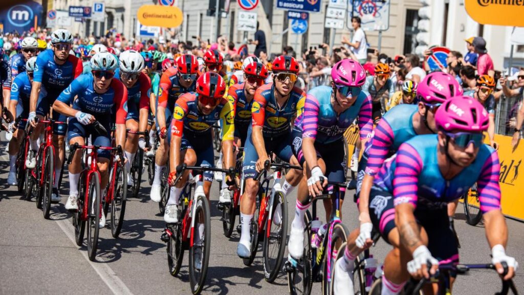 Giro d’Italia: il 27 maggio si torna in Lombardia, ecco i comuni e le strade chiuse della diciassettesima tappa
