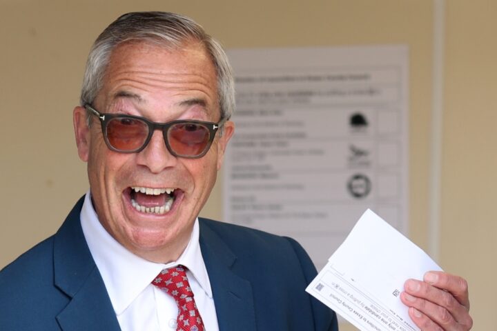 Gran Bretagna, crollo dei laburisti alle amministrative. Farage e i Verdi registrano successi significativi