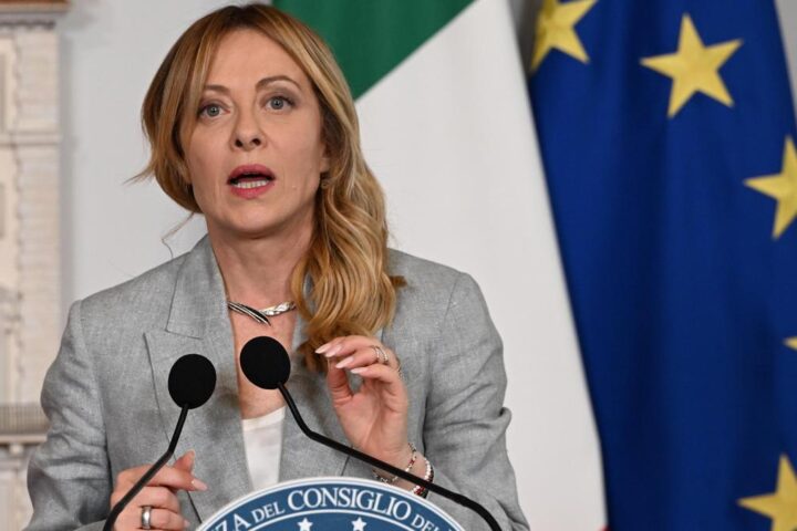 Il campo largo risulta incerto. Senza guida e con l'anti-melonismo insufficiente
