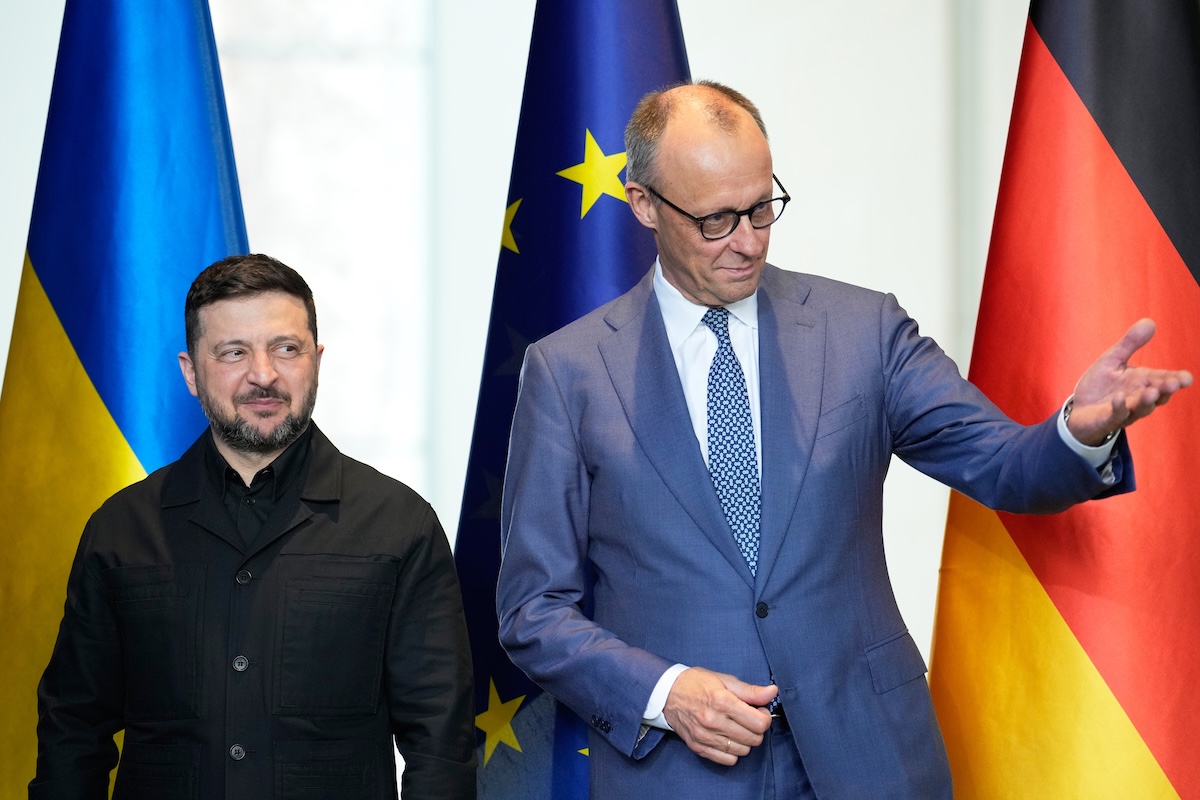 Il cancelliere tedesco Merz propone uno status speciale per candidare l’Ucraina come membro associato dell'UE