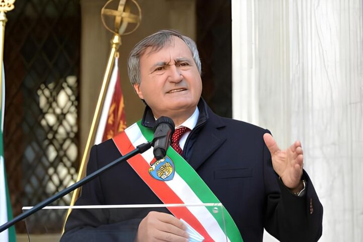 Il caos culturale minaccia il voto a Venezia dopo Brugnaro