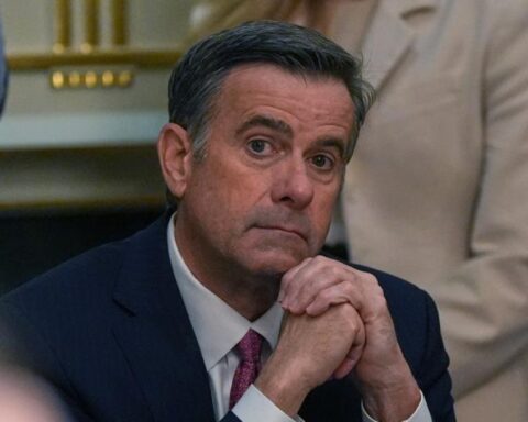 Il capo della Cia incontra il ministro cubano: «Cuba non è una minaccia per gli Stati Uniti»