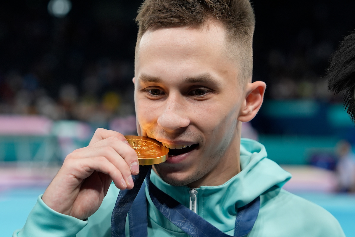 Il CIO autorizza la partecipazione degli atleti bielorussi alle Olimpiadi, mentre resta la sospensione per la Russia