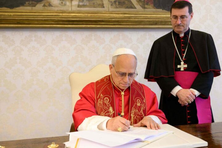 Il Papa richiama l'attenzione sulla necessità di un Codice etico per l'IA, ma le Big Tech sembrano distante