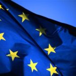 Il Parlamento Ue richiede sanzioni più efficaci contro il cyberbullismo e una responsabilità delle piattaforme