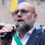Il sindaco di Modena: "Uniti per affrontare la paura e sostenere la comunità"