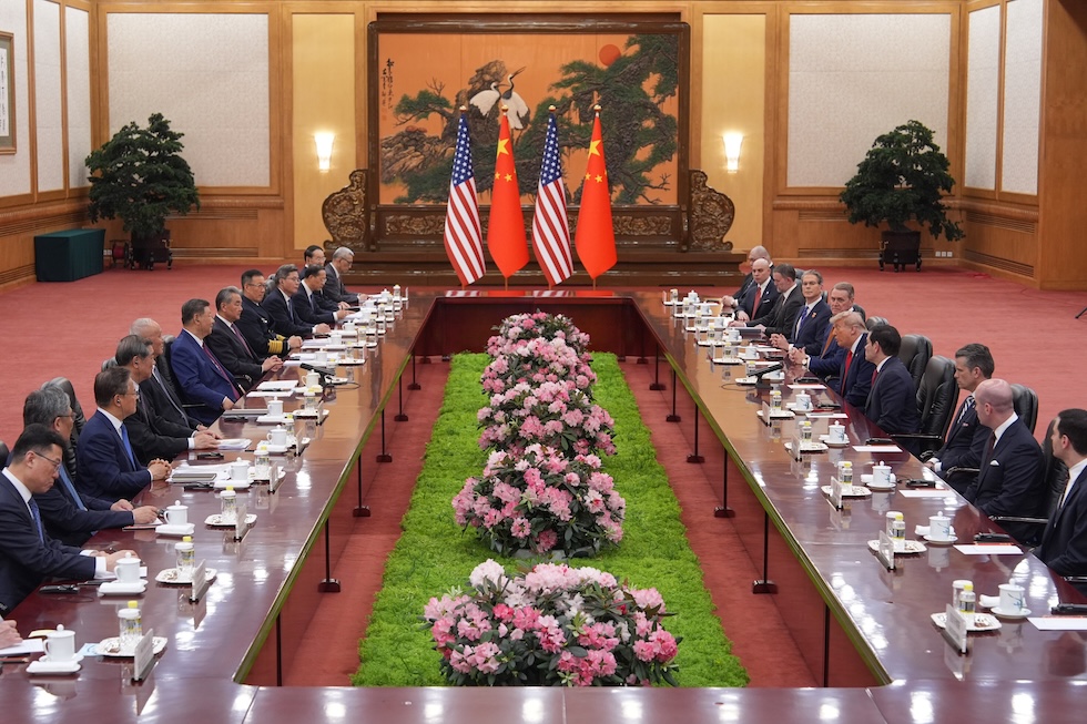 Incontro tra Donald Trump e Xi Jinping a Pechino per discutere relazioni bilaterali e commercio