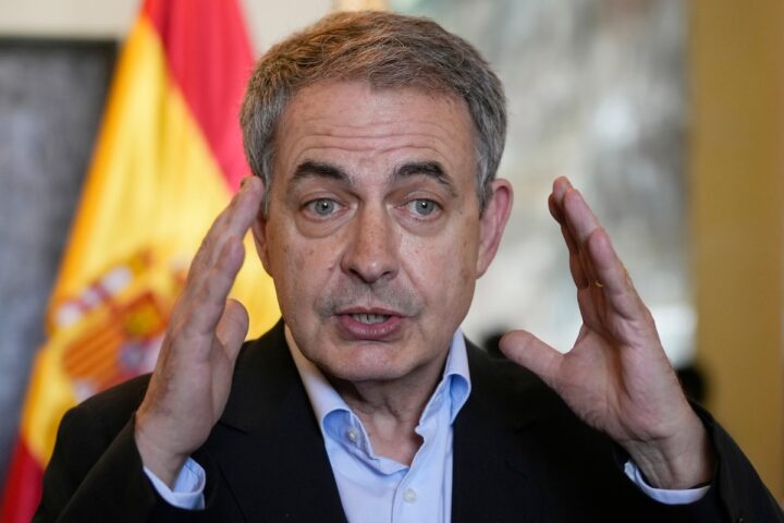 Indagine per presunto riciclaggio di 53 milioni su Zapatero e altri in Spagna