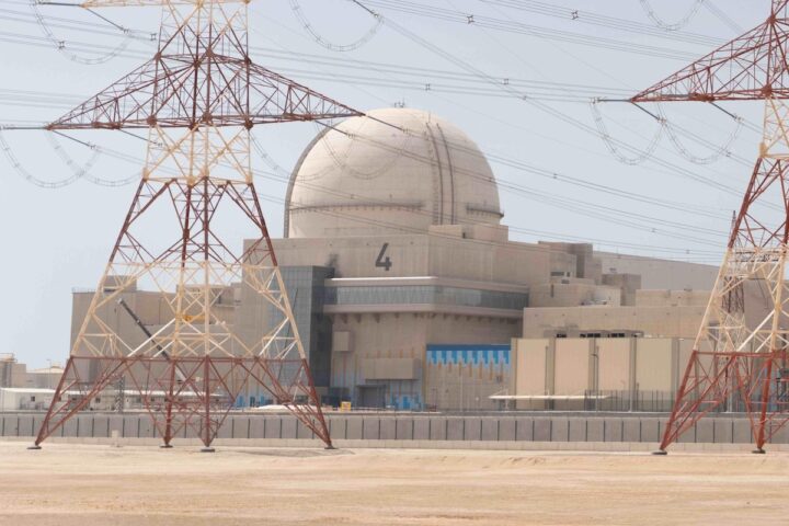 Iran e Stati Uniti rinnovano le minacce di guerra dopo attacco a centrale nucleare negli Emirati