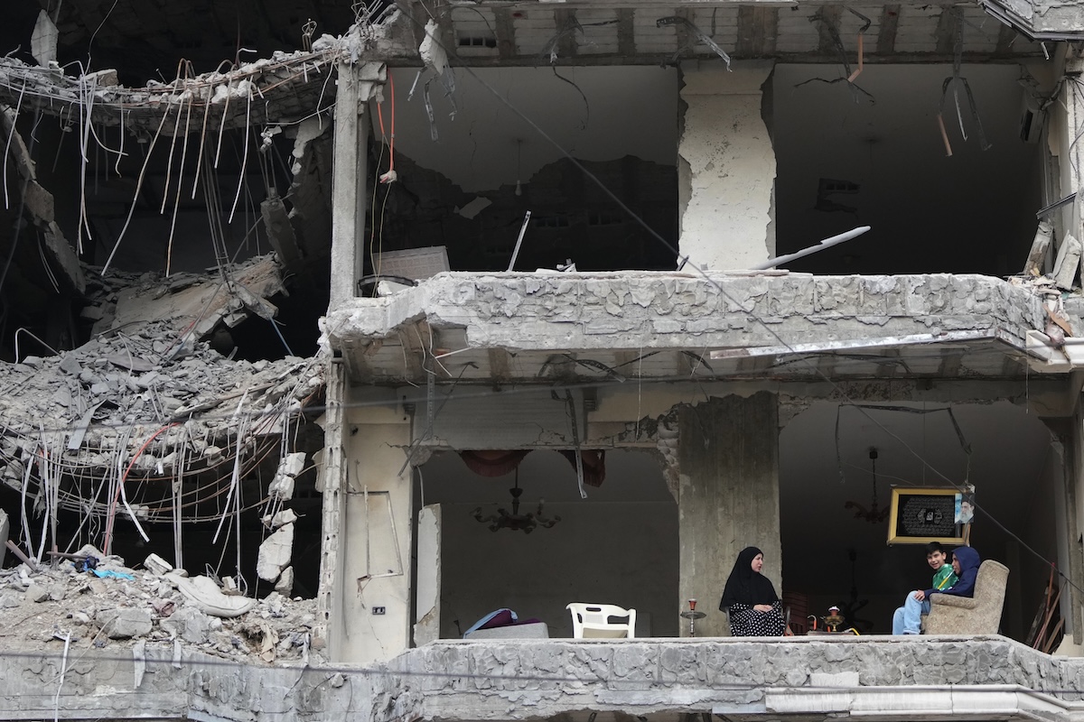 Israele applica il “modello Gaza” nel sud del Libano, intensificando bombardamenti e demolizioni