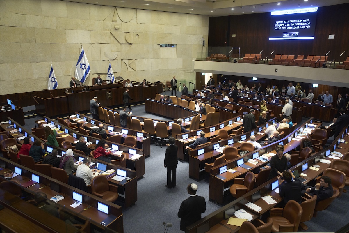 Israele approva legge per processi pubblici e condanne a morte dopo attacchi dell'7 ottobre 2023