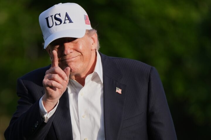 La Casa Bianca comunica che la salute di Trump è buona, ma ha guadagnato sei chili