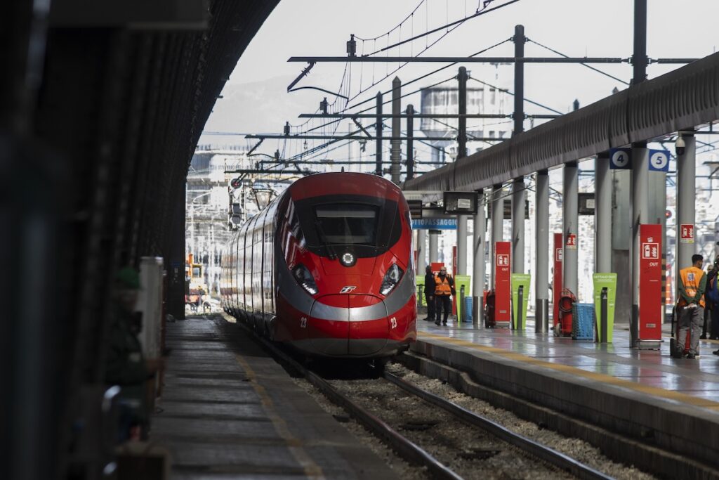 Lavori di agosto ritardano i treni ad alta velocità in Italia