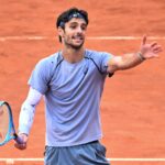 Lorenzo Musetti eliminato agli ottavi di finale degli Internazionali d’Italia da Casper Ruud