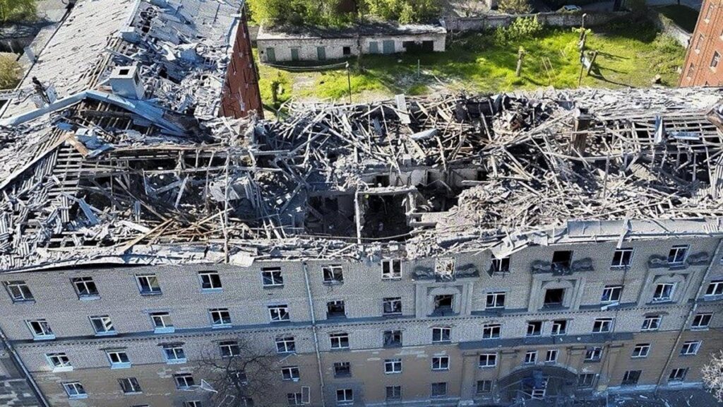 L'ucraina colpisce porti russi nel Baltico e nel Mar Nero: danni significativi alle infrastrutture petrolifere