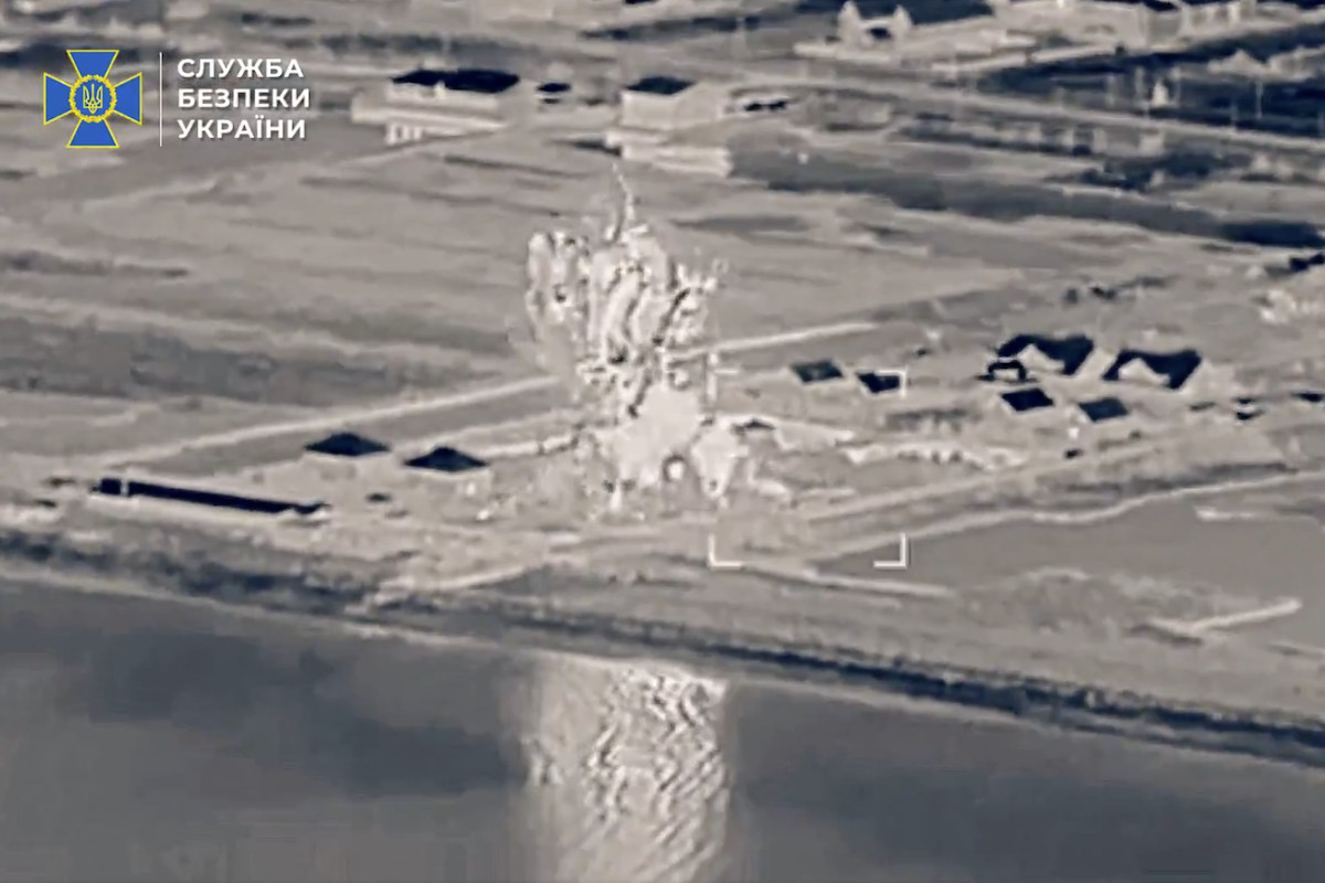 L'Ukraine afferma di aver ucciso o ferito circa cento persone in un attacco a una base russa a Kherson