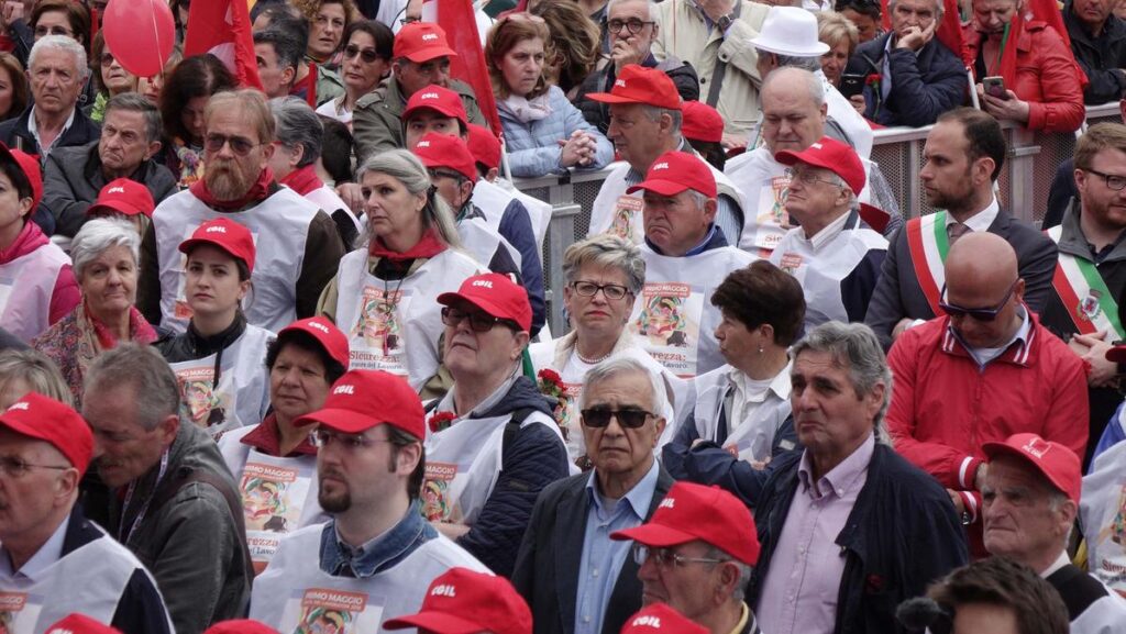 Manifestazione del Primo maggio a Marghera: Cgil, Cisl e Uil unite per il lavoro dignitoso