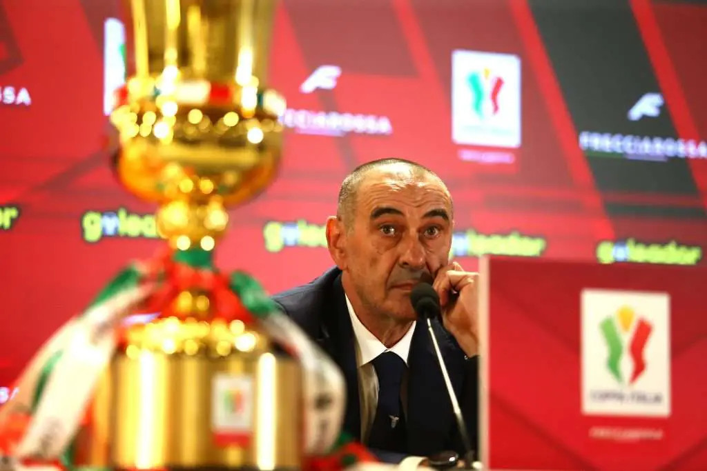Maurizio Sarri vicino al ritorno al Napoli, contratto pronto