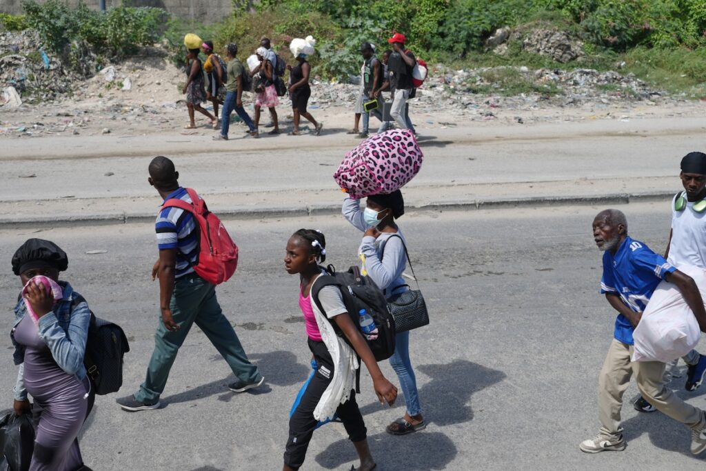 Medici senza frontiere sospende le attività a Port-au-Prince per violenze tra bande criminali