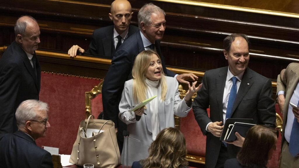 Meloni sottolinea la volontà di dialogo nel bilancio politico di metà legislatura