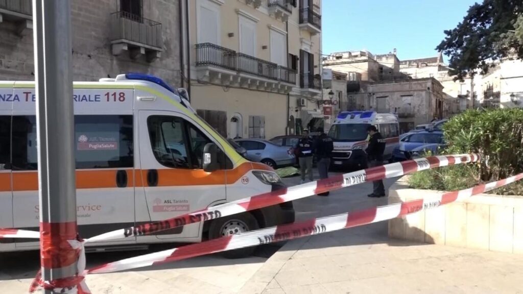 Omicidio a Taranto: minorenne confessa di aver colpito Bakari Sako per difendere amici