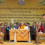 Penpa Tsering giura per il secondo mandato come presidente del governo tibetano in esilio in India