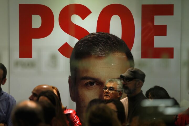 Perquisita la sede del Partito Socialista spagnolo nell'ambito di un'inchiesta su finanziamenti illeciti