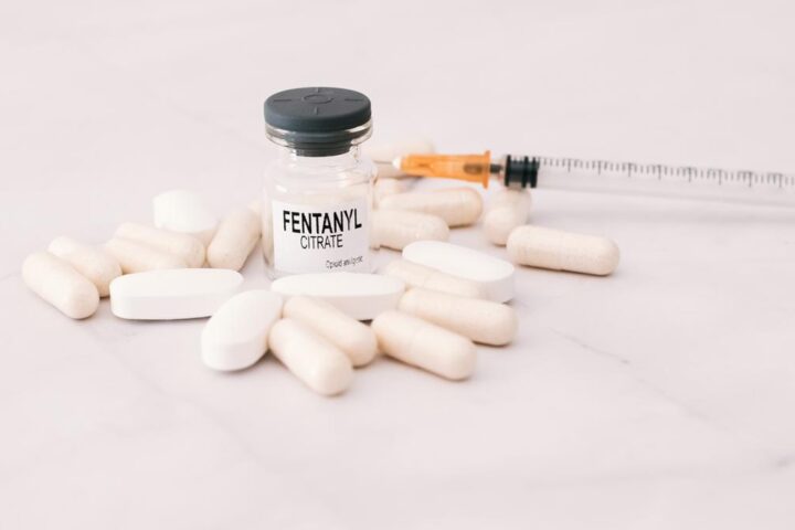 Psicofarmaci: ritardi nella ricetta elettronica aggravano i rischi legati al Fentanyl