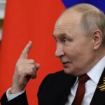 Putin arriva a Pechino per colloqui con Xi Jinping fra gas e incertezze economiche