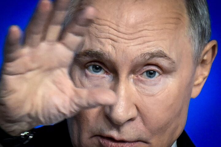 Putin blindato a Mosca: timori di attentato o colpo di Stato durante il V-Day