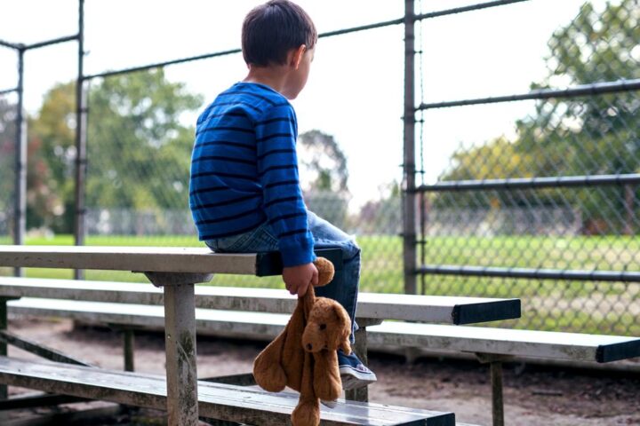 Quasi 18mila bambini scomparsi in Italia nel 2025: sei stranieri su dieci non ritrovati