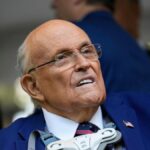 Rudolph Giuliani in ospedale in Florida: condizioni critiche ma stabili