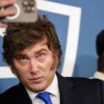 Scandali e crisi economica mettono in difficoltà il governo di Javier Milei in Argentina