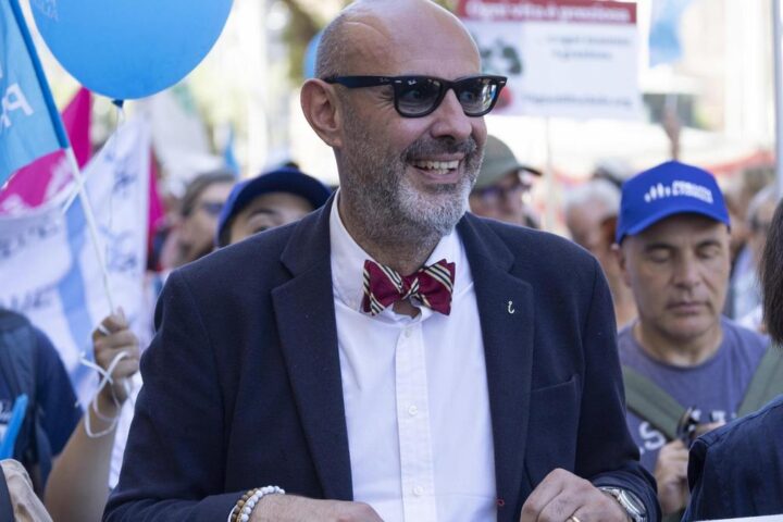 Simone Pillon nuovo avvocato della famiglia nel bosco dopo il ritiro dei legali precedenti