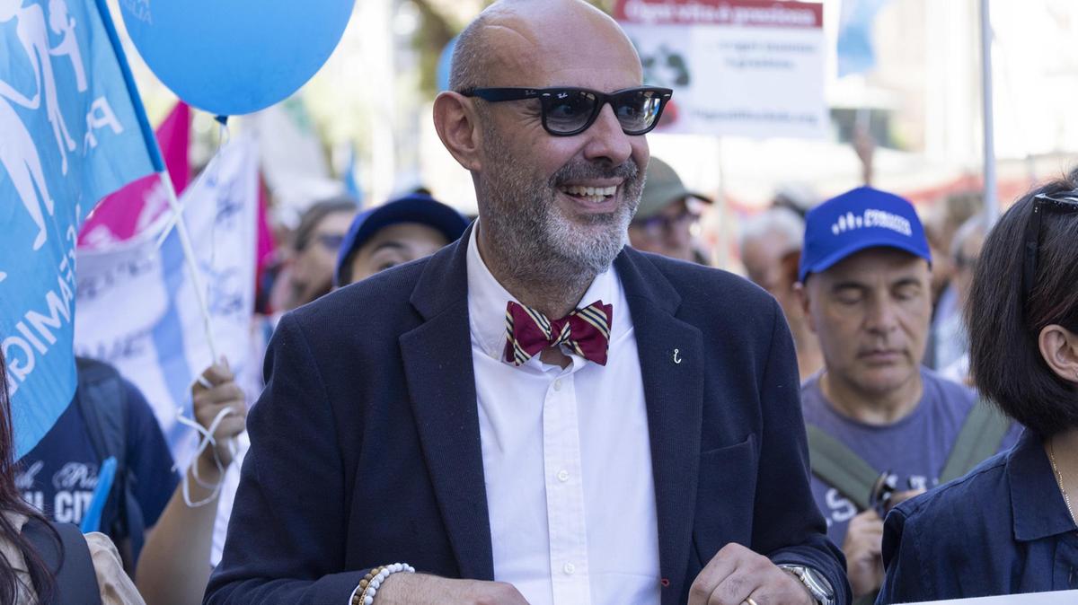 Simone Pillon nuovo avvocato della famiglia nel bosco dopo il ritiro dei legali precedenti