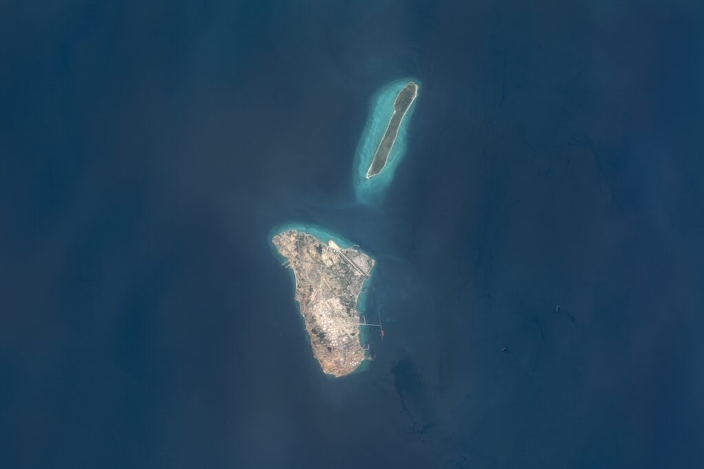 Sospetta perdita di petrolio attorno all'isola iraniana di Kharg nel golfo Persico