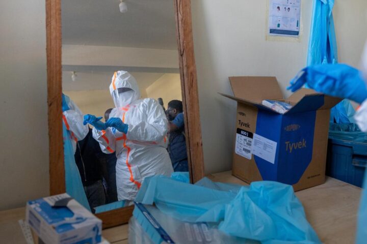 Sospetto caso di Ebola a Cagliari, paziente in isolamento dopo rientro dal Congo