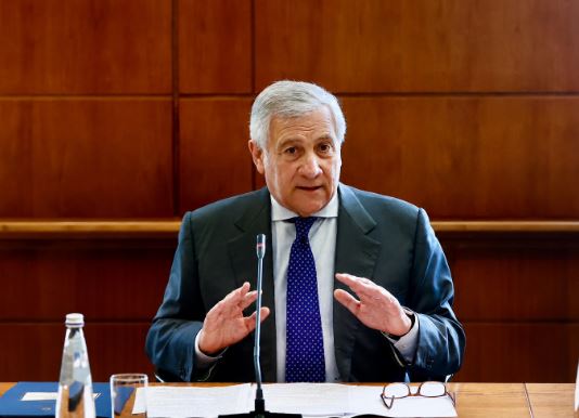 Tajani chiede garanzie per la sicurezza degli attivisti italiani fermati dalla Global Sumud Flotilla