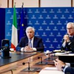 Tajani presiede riunione con ambasciatori italiani su crisi nel Golfo e situazione a Hormuz