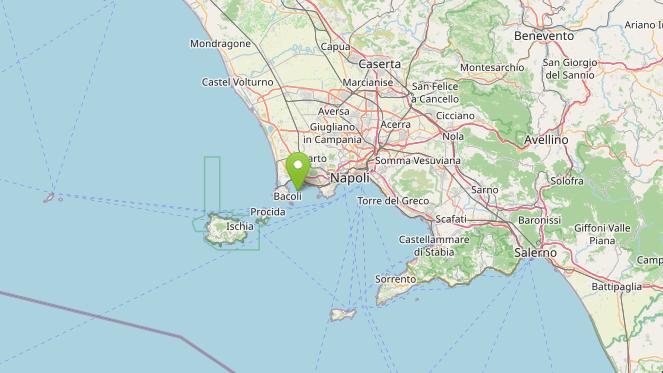 Terremoto di magnitudo 4.4 scuote i Campi Flegrei, panico tra i residenti di Napoli