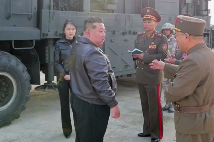 Torna la provocazione di Kim: missili lanciati dopo un mese di silenzio