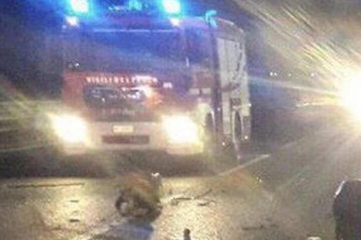 Tragedia sul Grande raccordo anulare: morto un uomo che prestava soccorso dopo un incidente