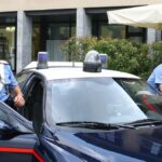 Trapani, undicenne tenta di accoltellare docente e riprende l'aggressione in diretta video