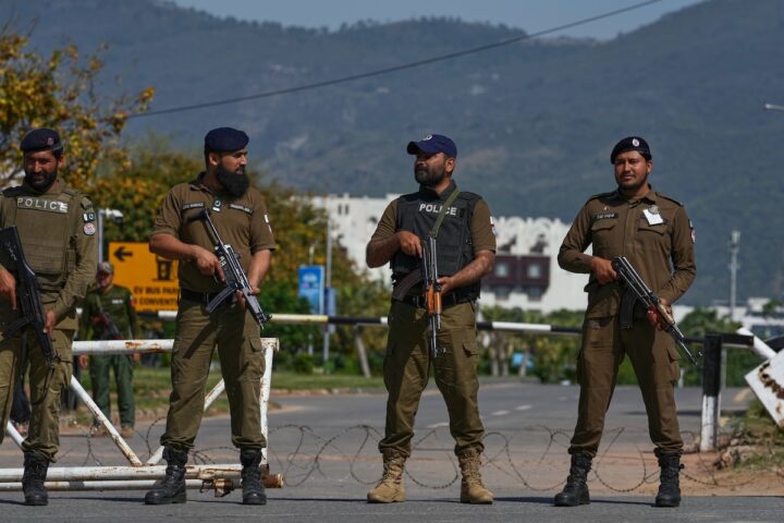 Tre poliziotti uccisi in un attacco a Bannu, nord-ovest del Pakistan